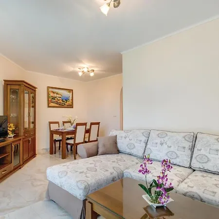 شقة Three-bedroom In
